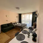 студия Sea Breeze Апартамент