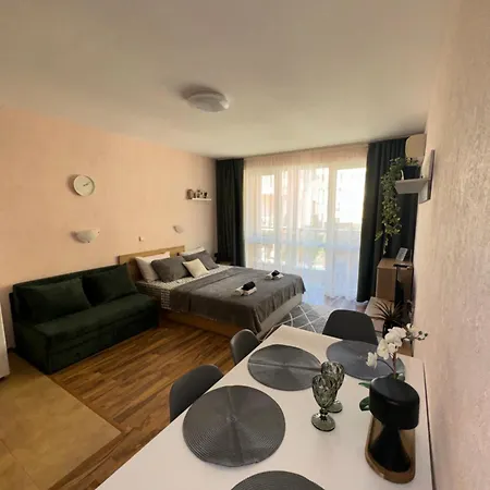 студия Sea Breeze Apartament